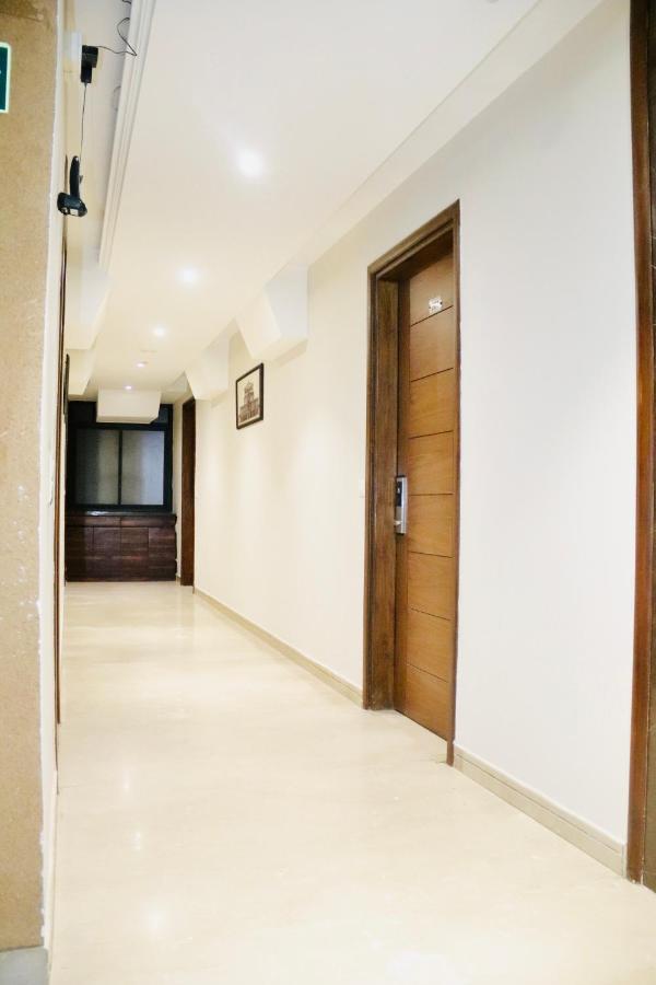Hotel Magic Tree Karol Bagh Metro Station New Delhi エクステリア 写真