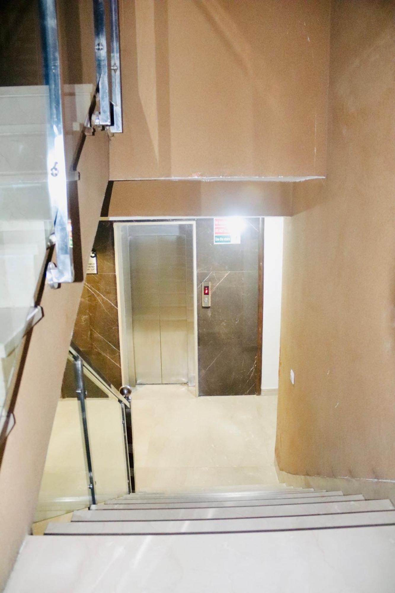 Hotel Magic Tree Karol Bagh Metro Station New Delhi エクステリア 写真